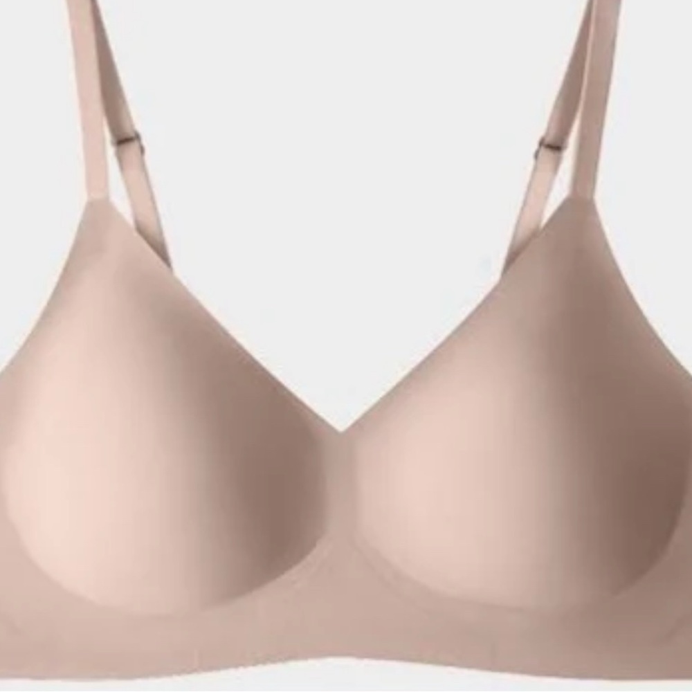 Tan Seamless T-Shirt Bra with Molded Padding